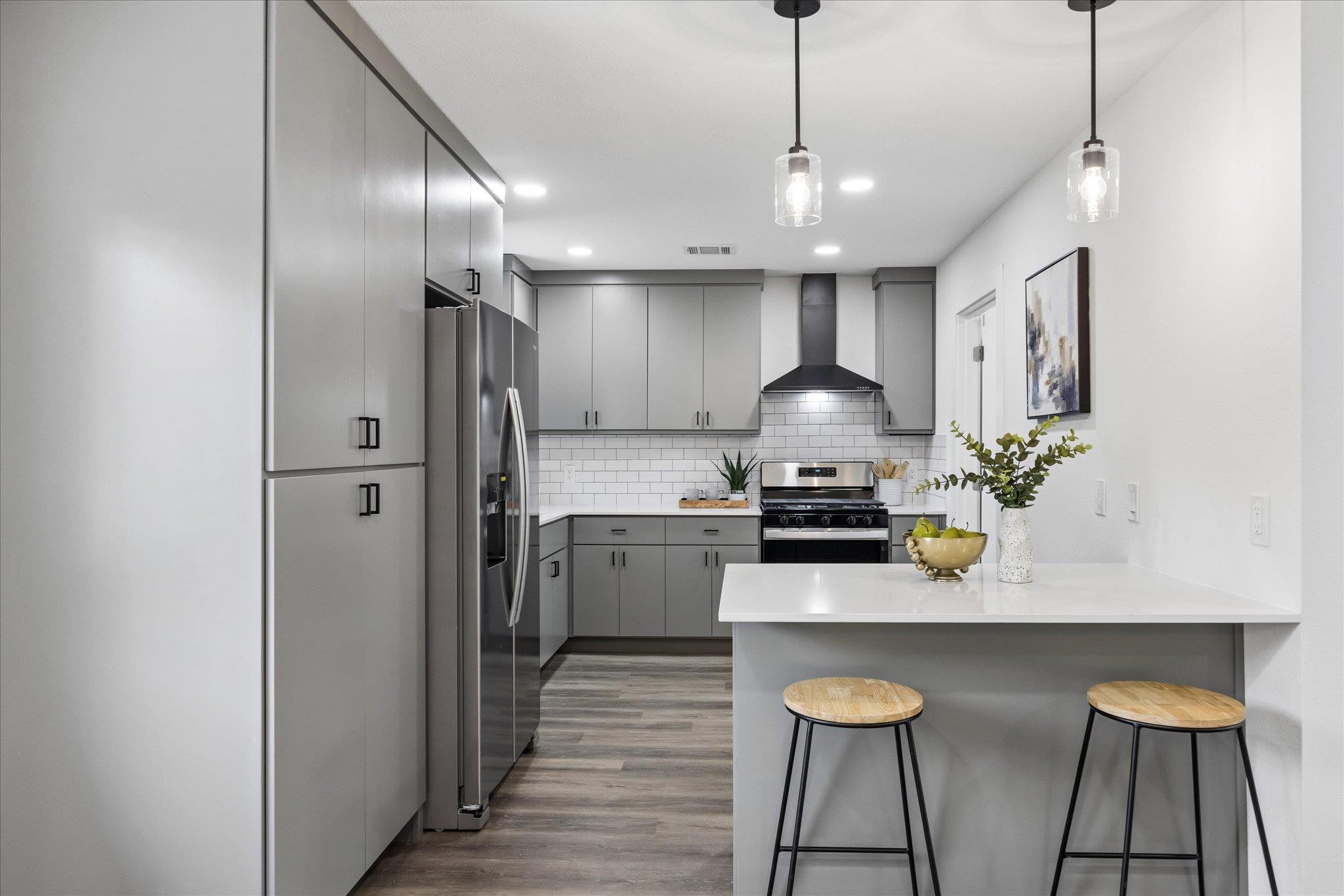 2103 Fordham CV