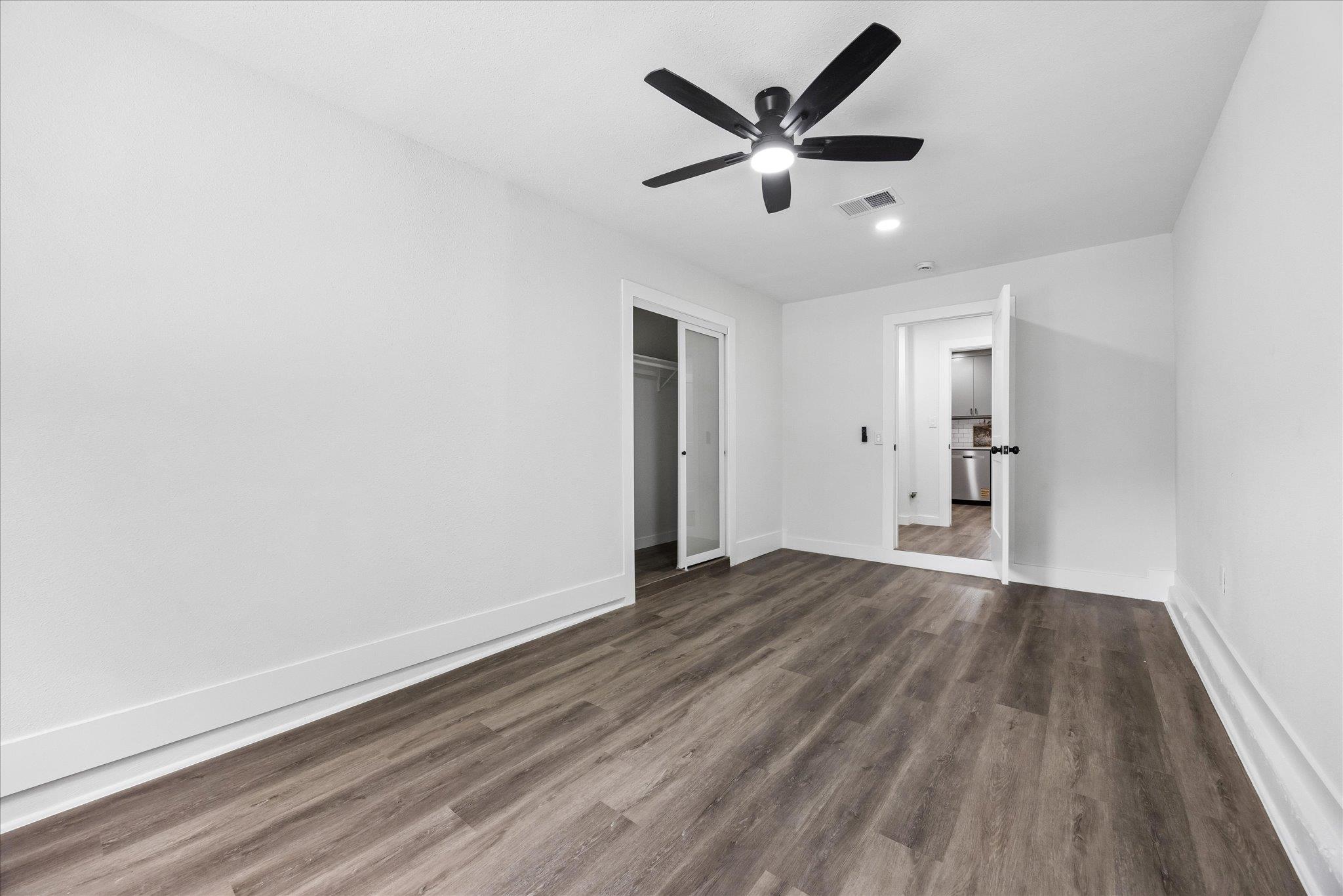 2103 Fordham CV