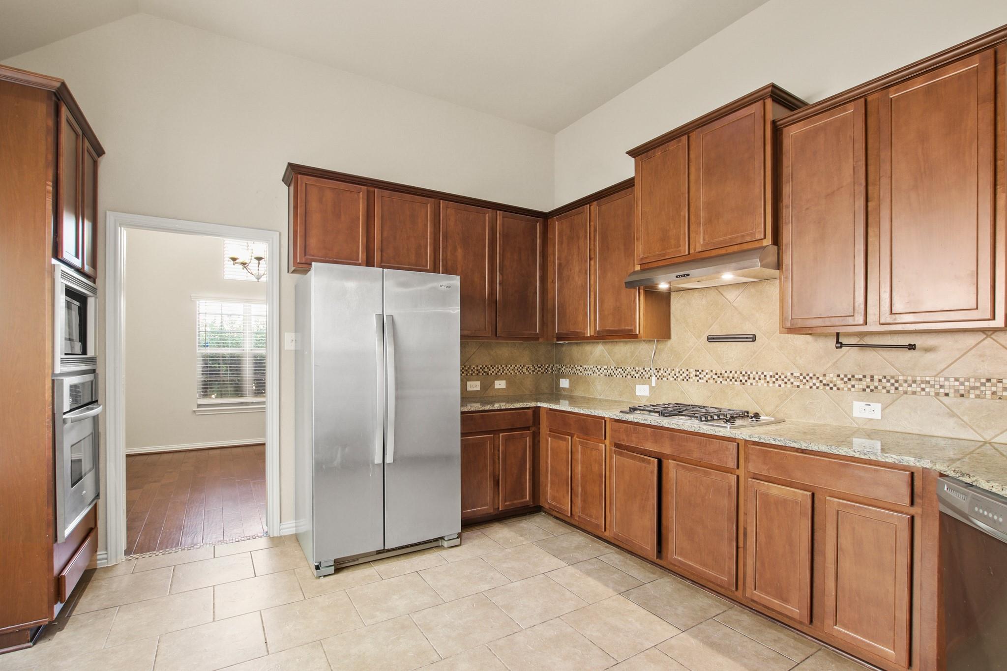 2478 SANTA BARBARA LOOP
