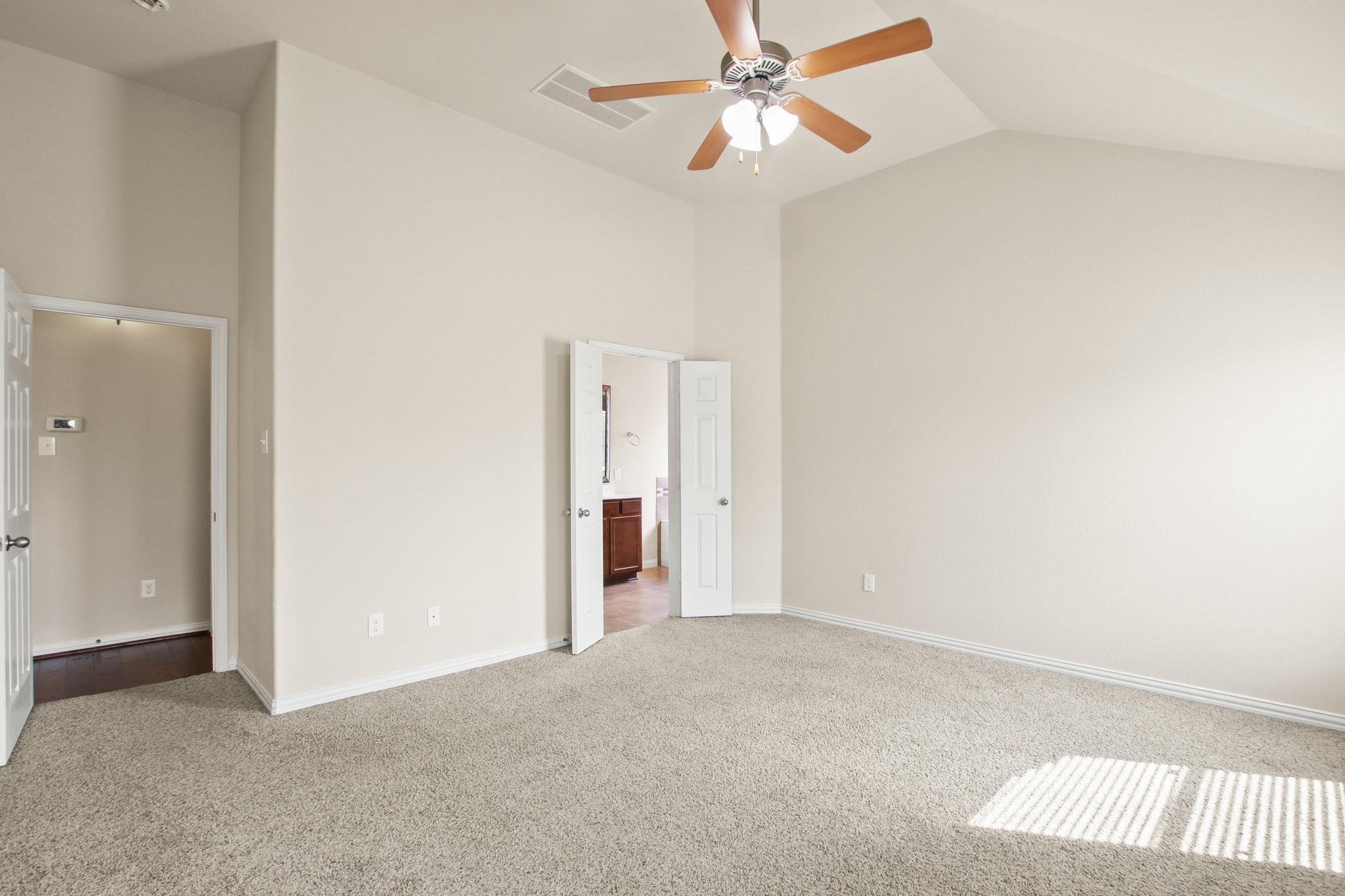 2478 SANTA BARBARA LOOP