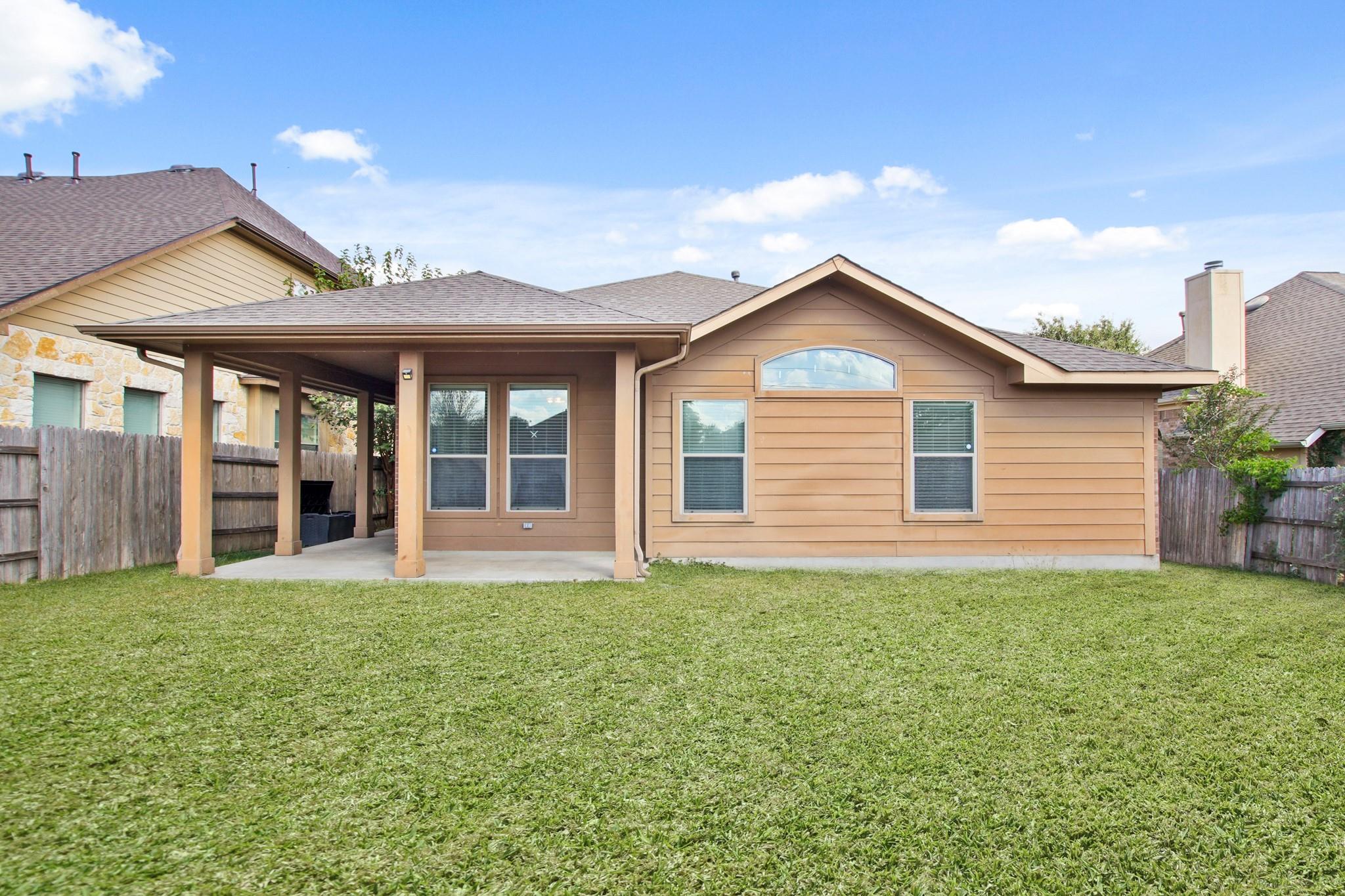 2478 SANTA BARBARA LOOP