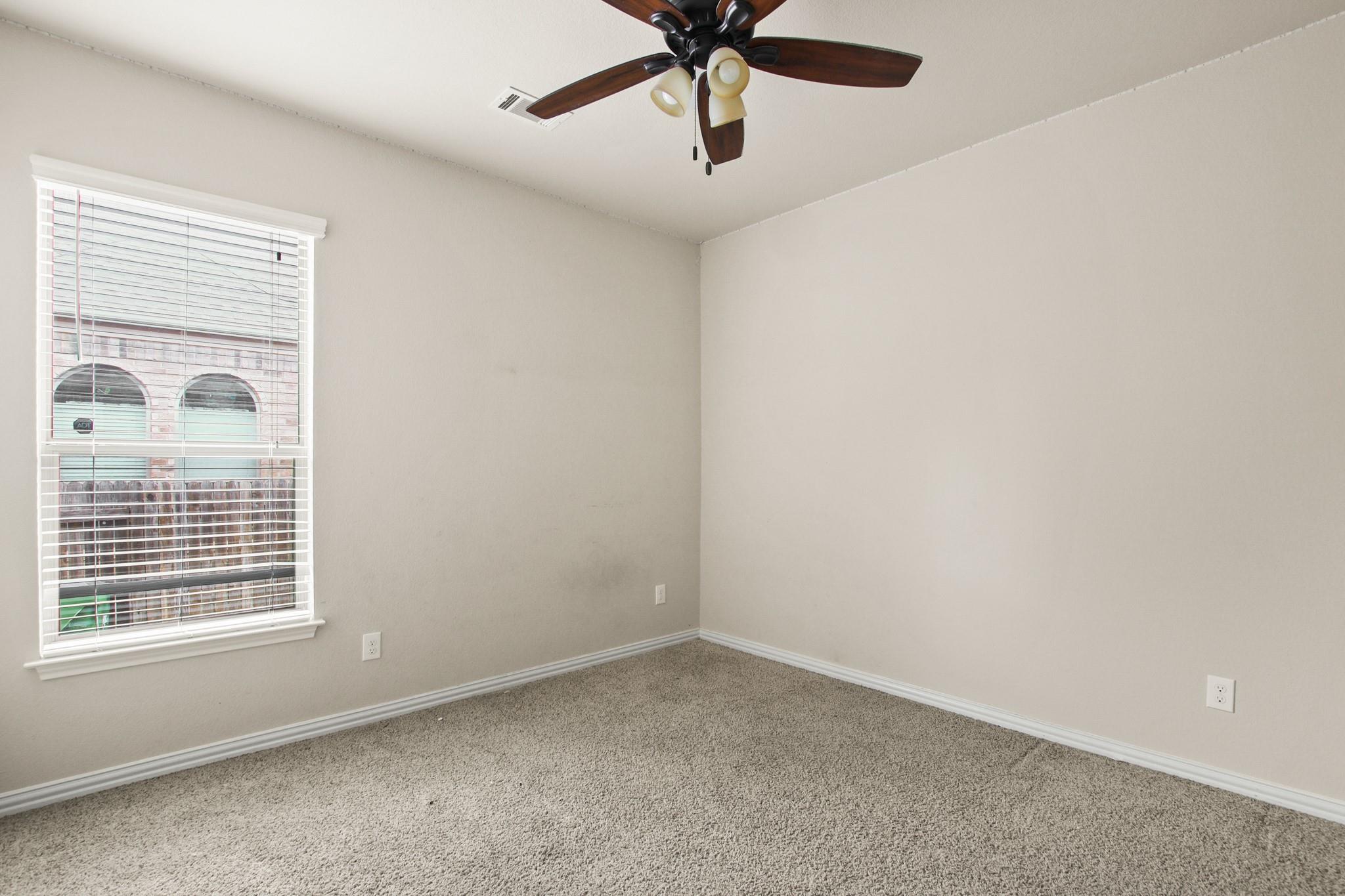 2478 SANTA BARBARA LOOP