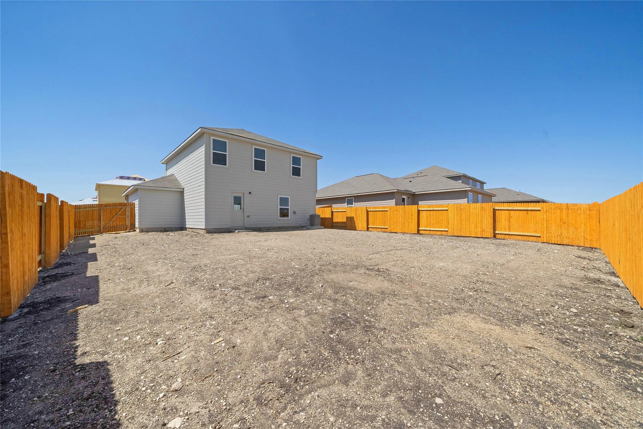 405 Riverdale DR
