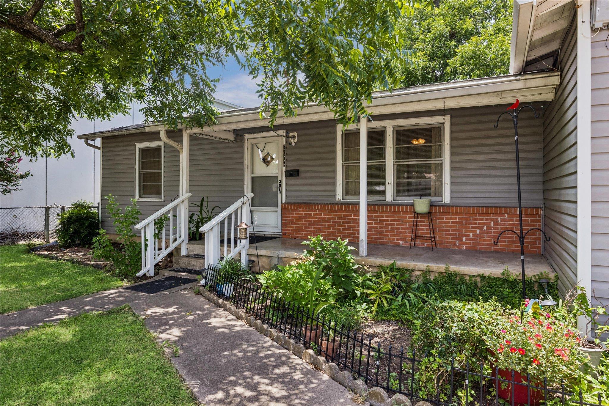 2009 Fortview RD