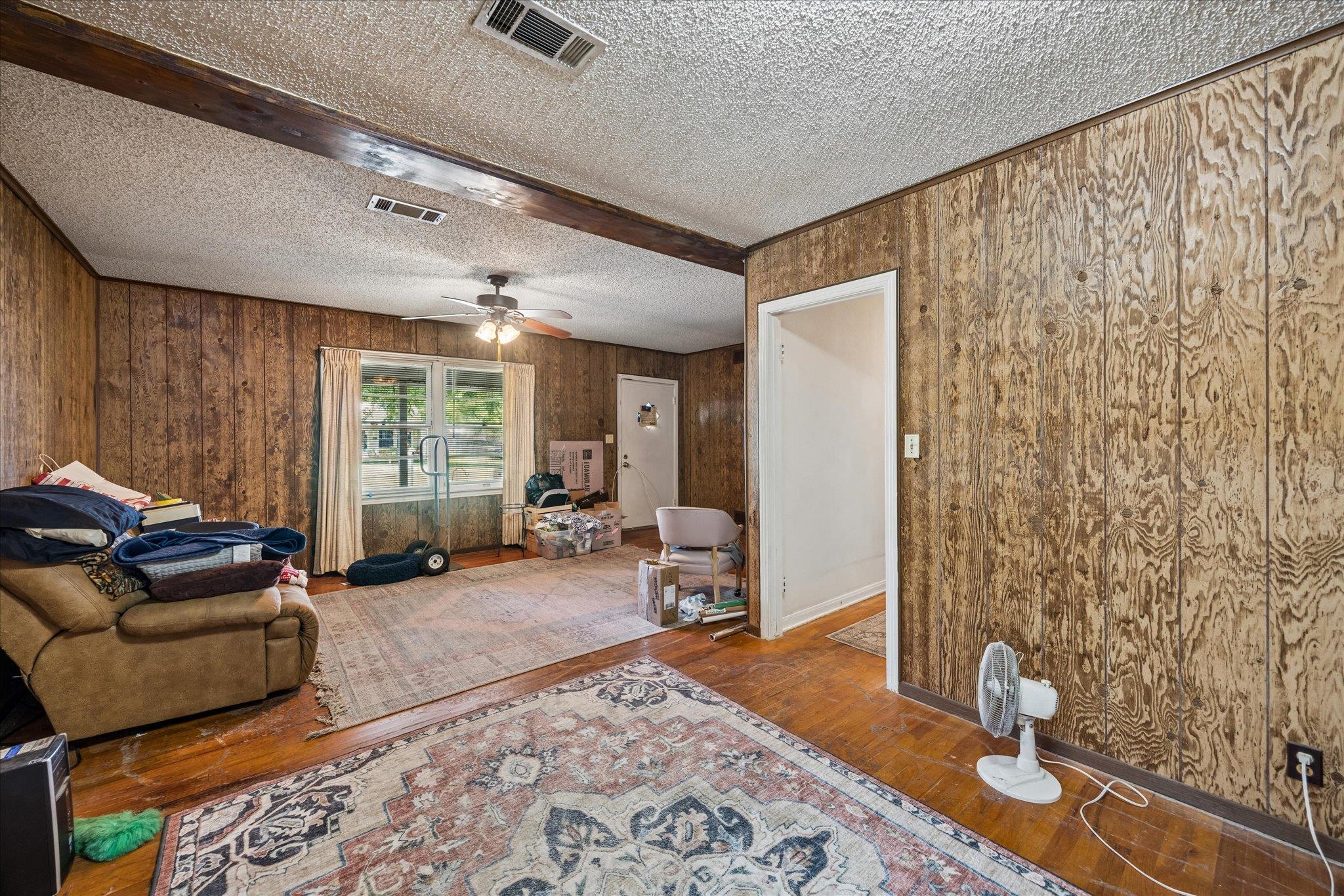 2009 Fortview RD