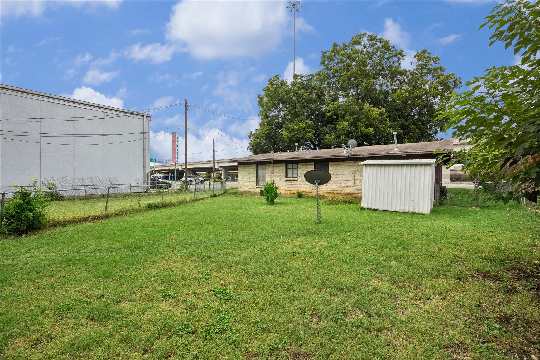 2024 W Ben White BLVD