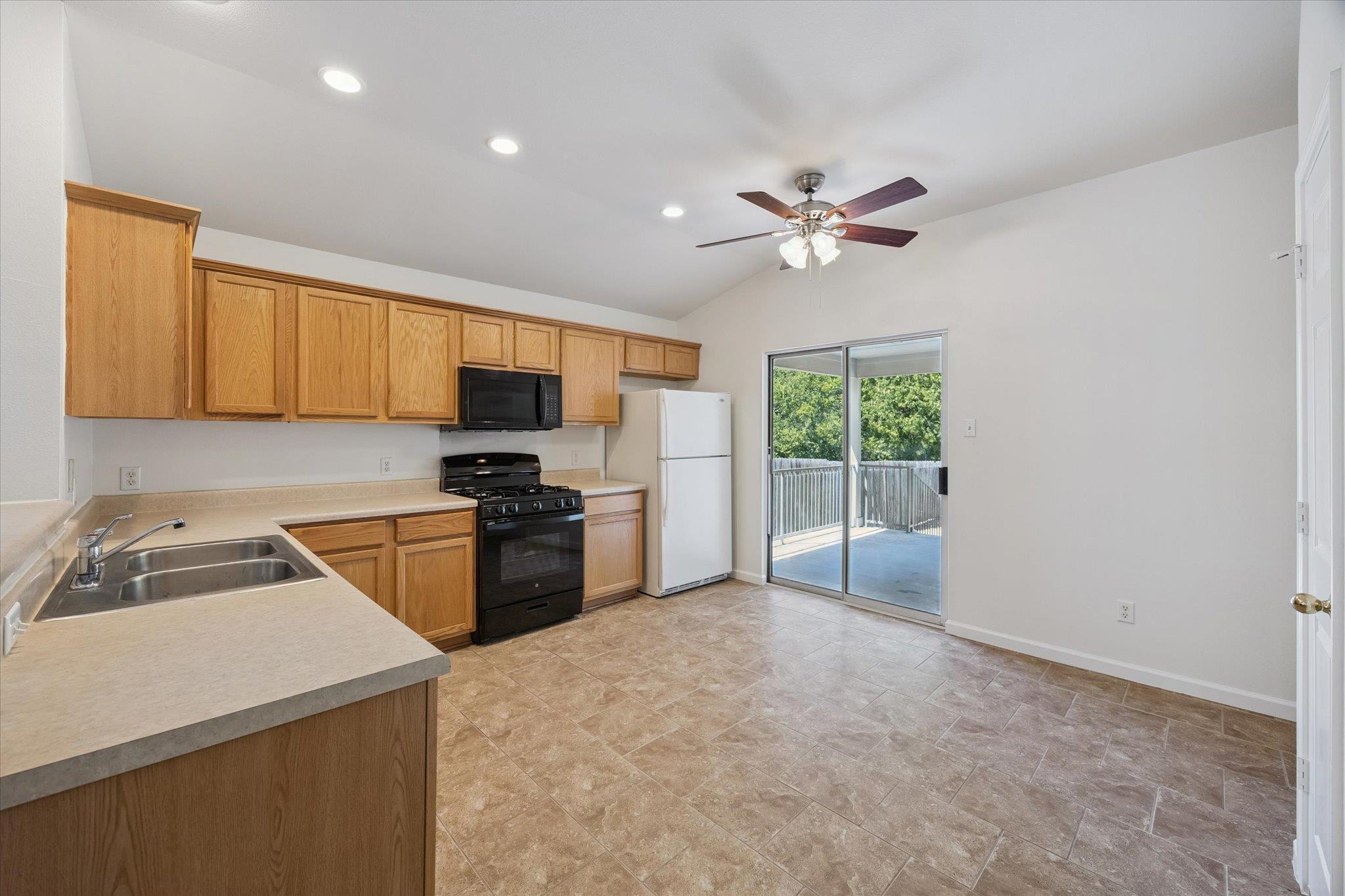 14928 Sassafras TRL