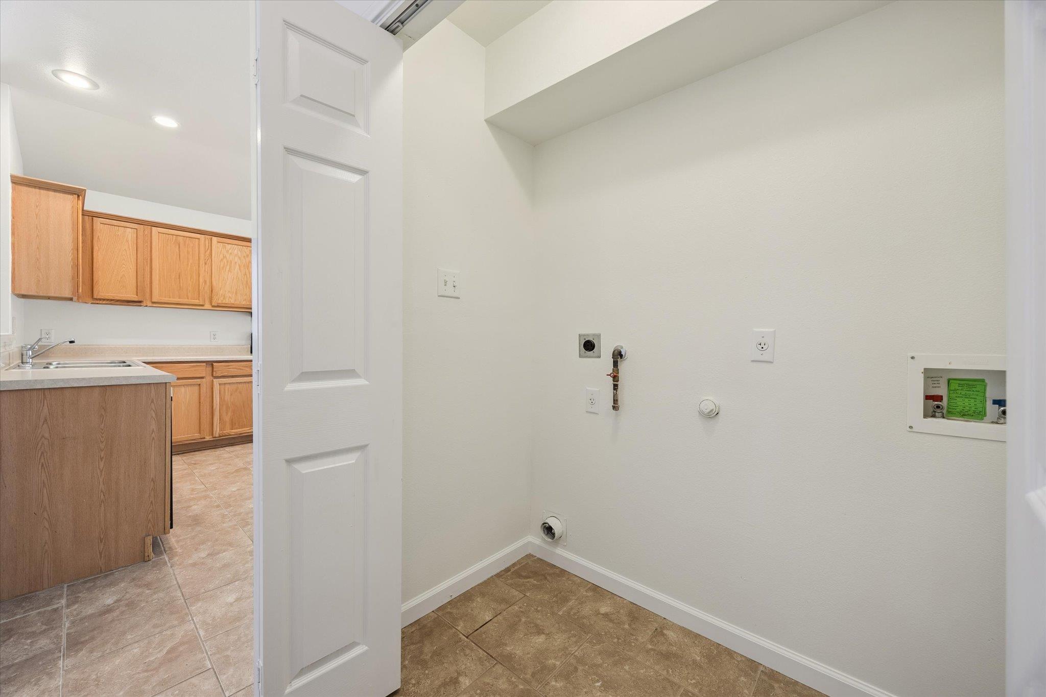 14928 Sassafras TRL