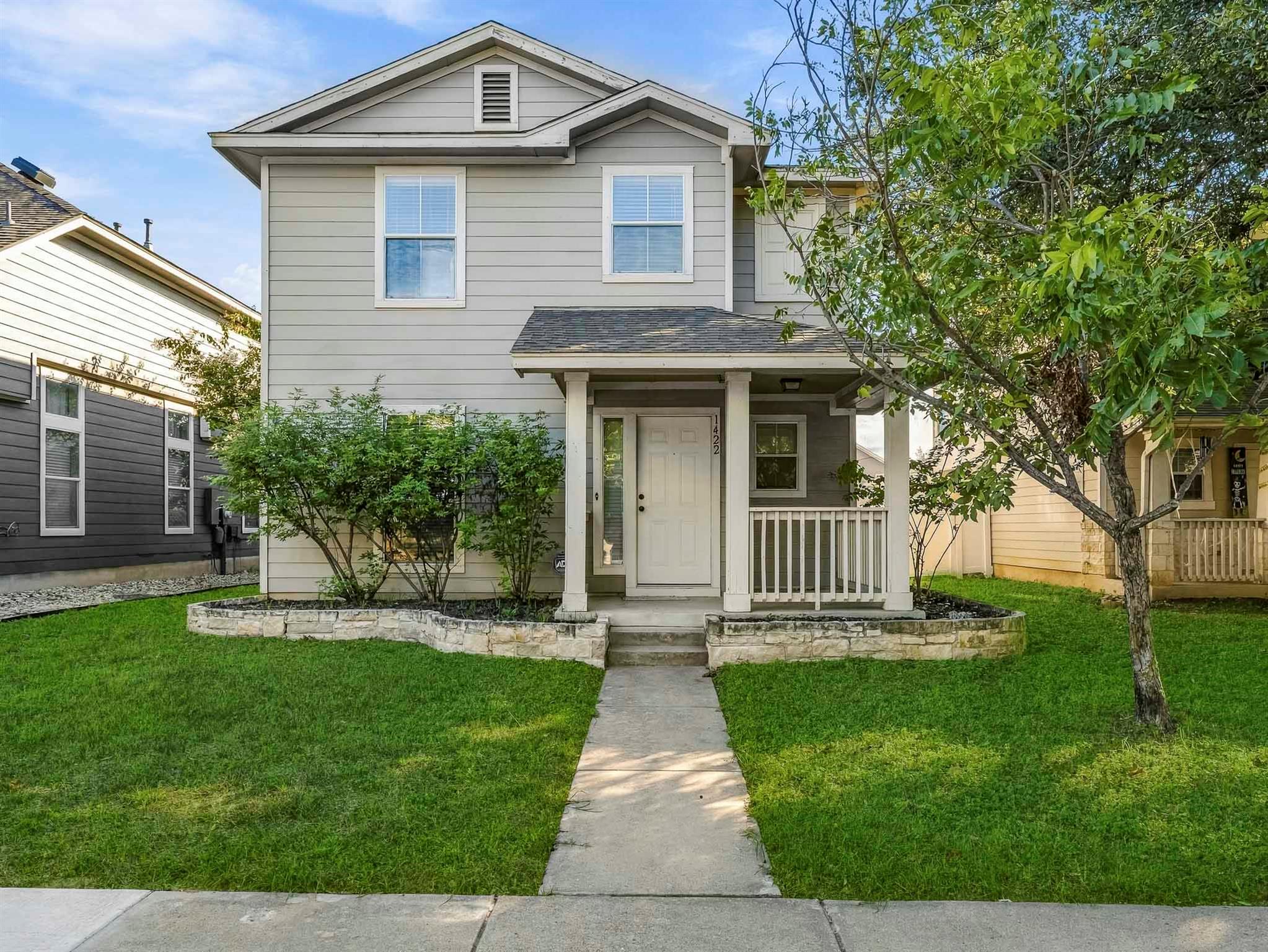 1422 Davis Mountain LOOP