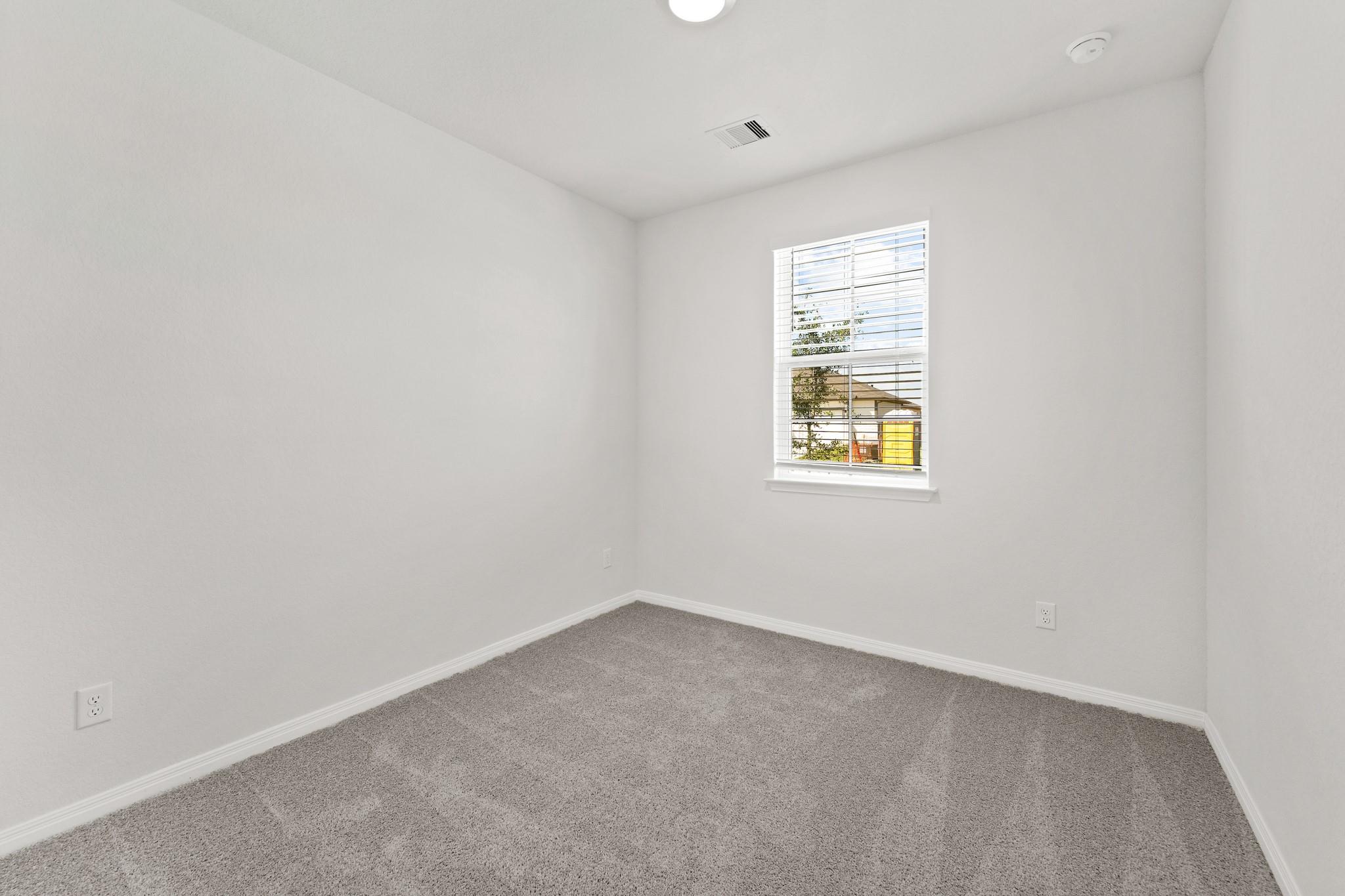 411 Town Lake BND