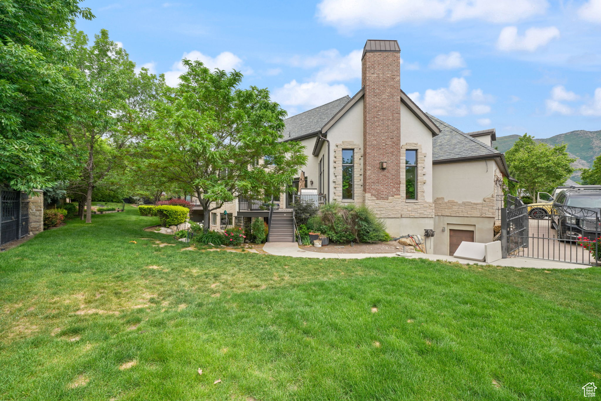 4375 STONE CREEK LN