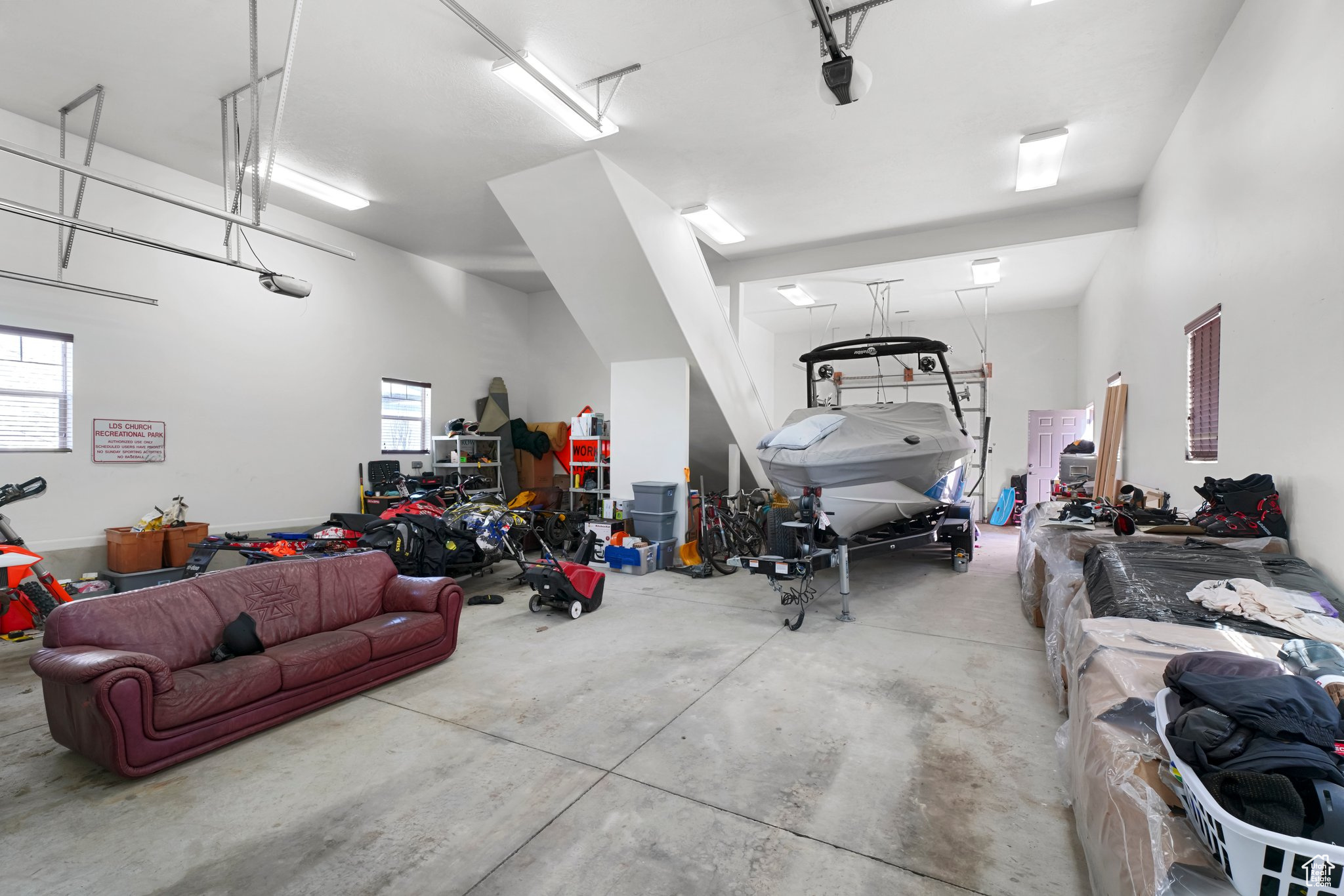6716 W MADISON AVE