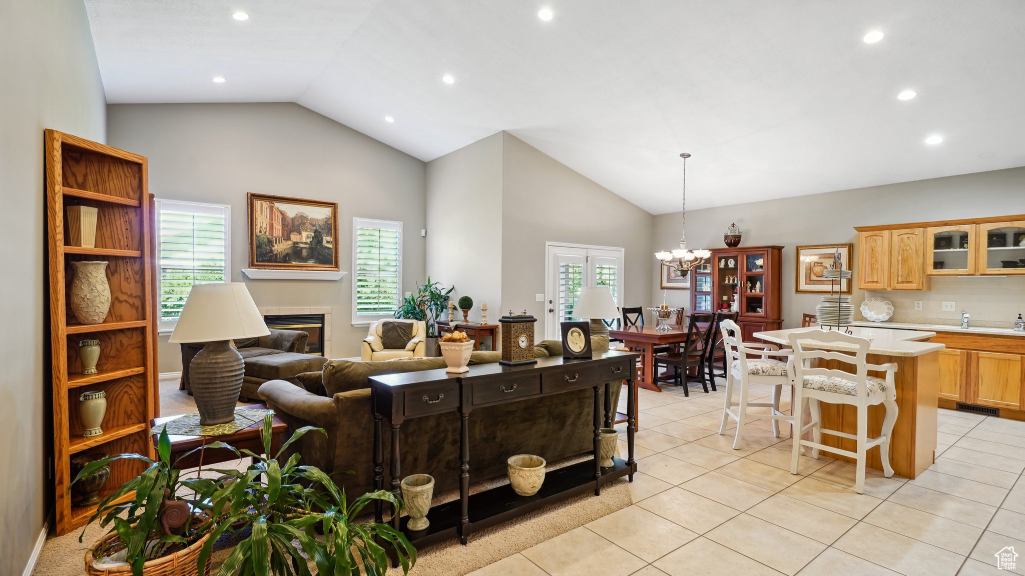 1597 CRYSTAL VIEW WAY