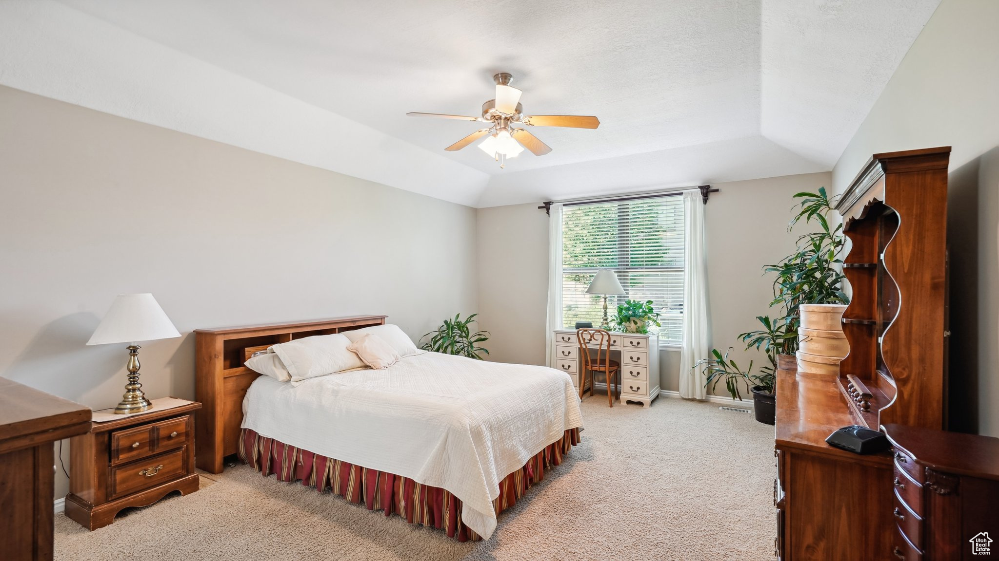 1597 CRYSTAL VIEW WAY