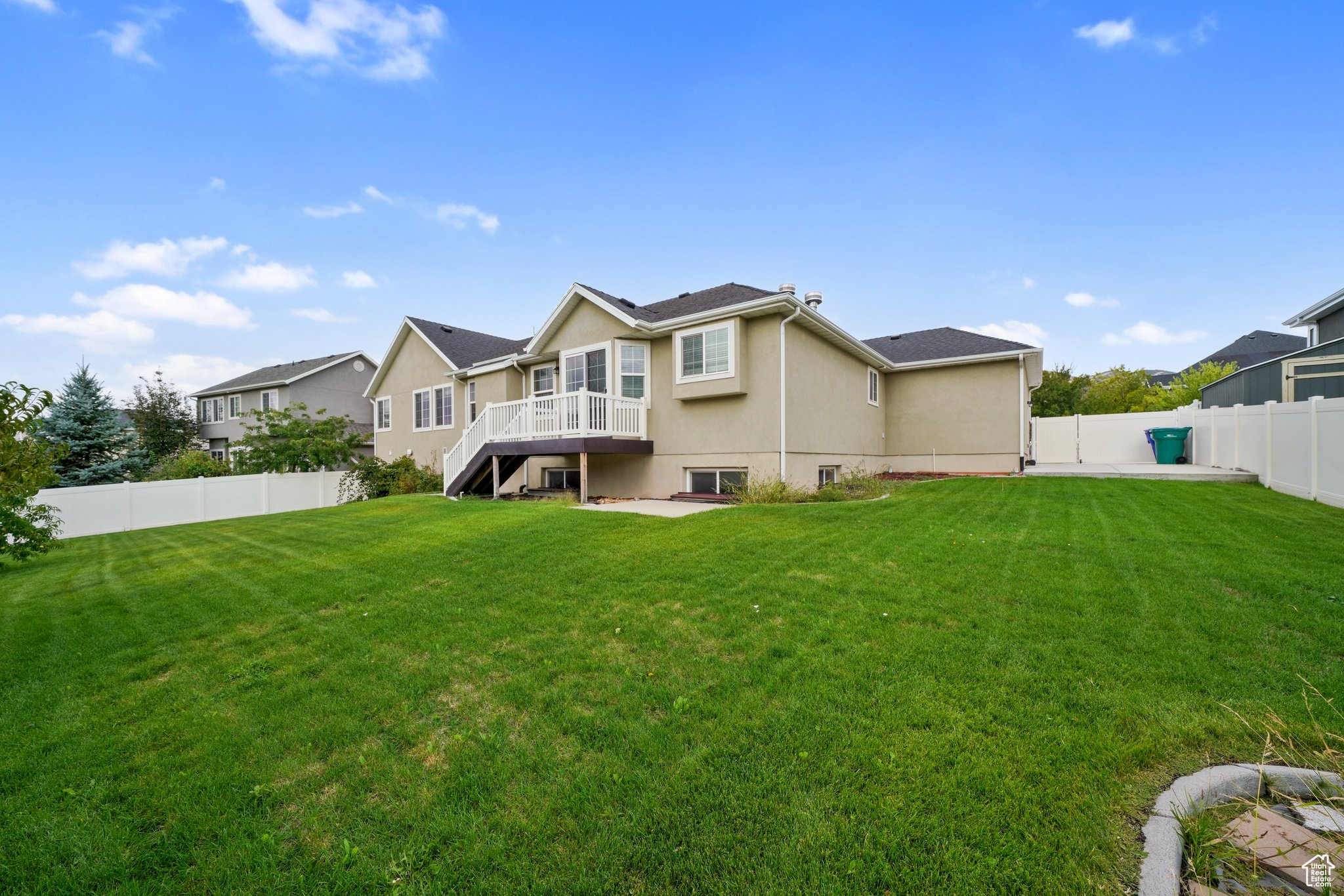 517 W TRAIL SIDE DR