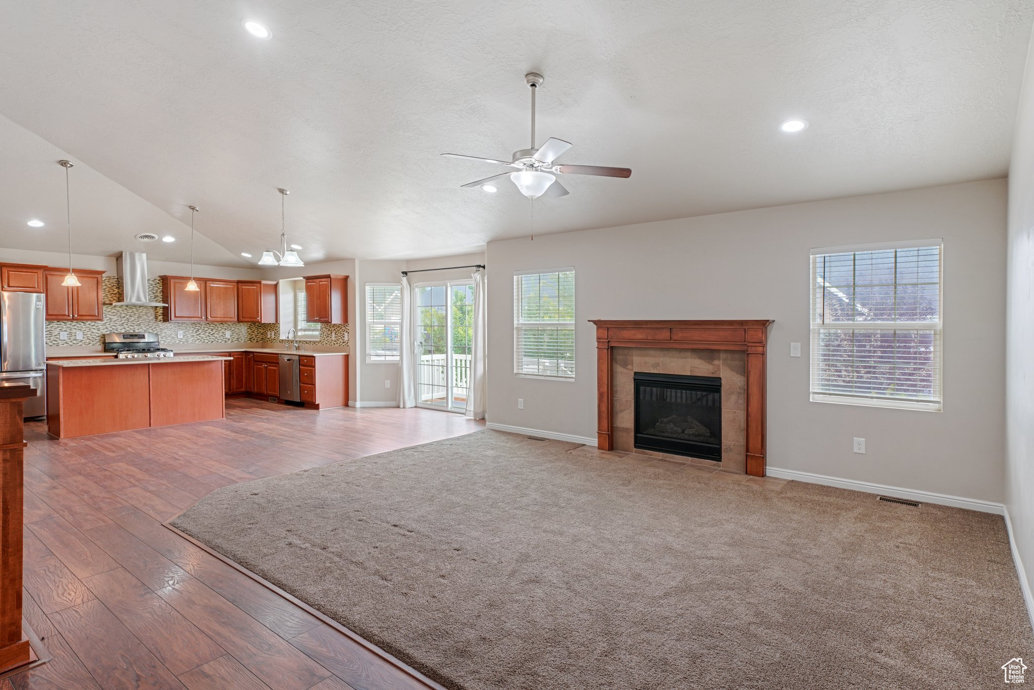 517 W TRAIL SIDE DR