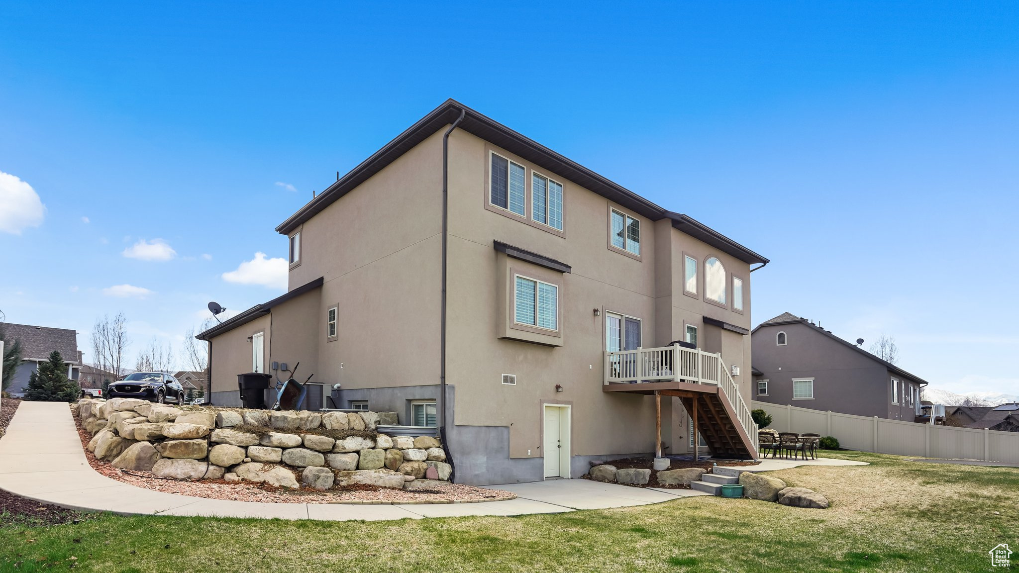 374 S FLOUR MILL RD