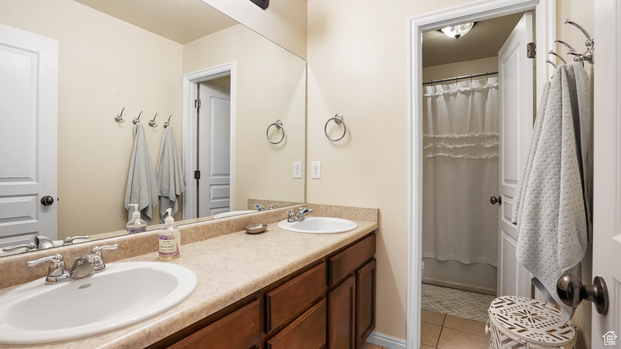 374 S FLOUR MILL RD