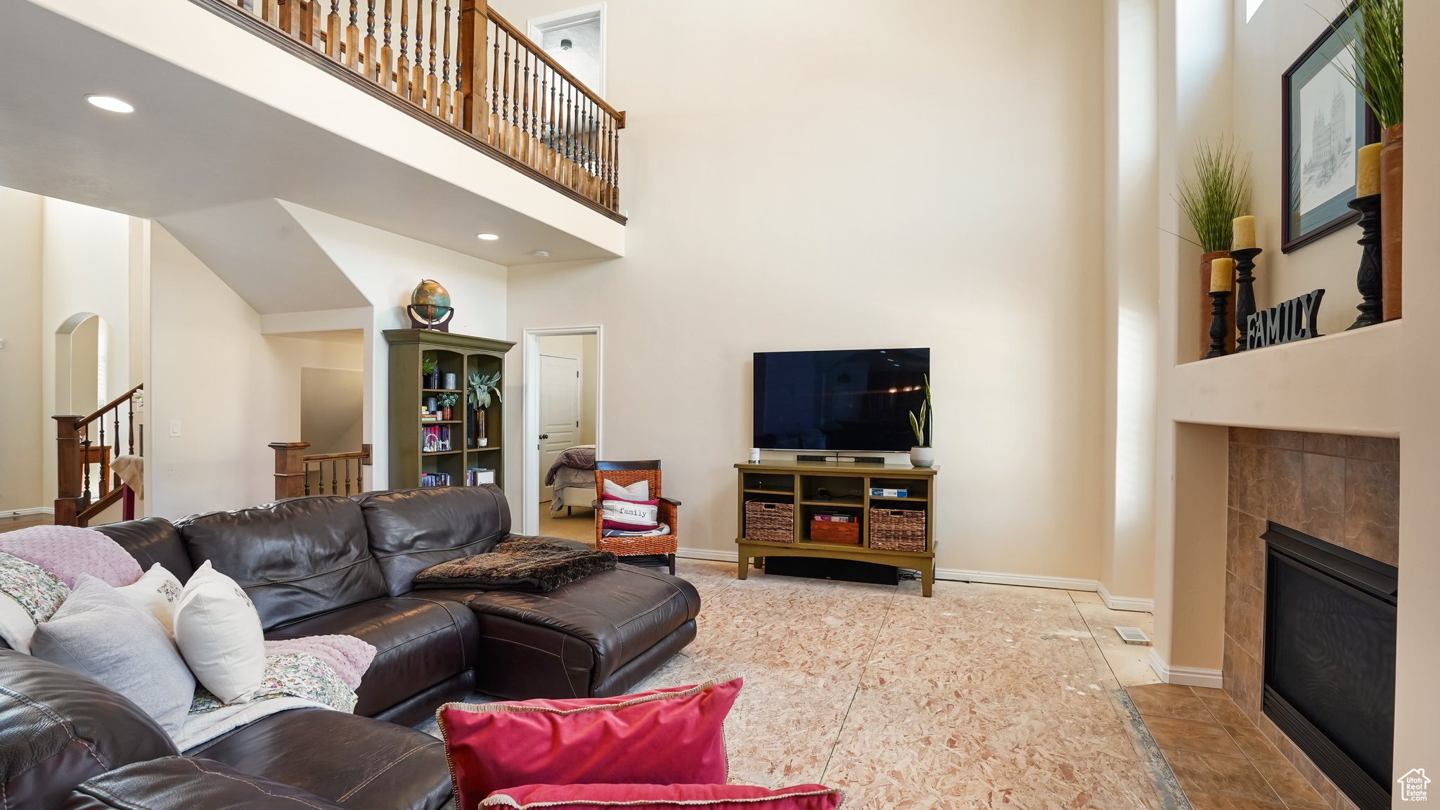 374 S FLOUR MILL RD