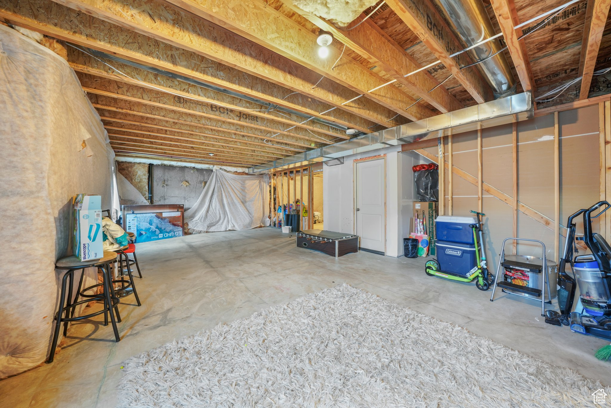 338 W SNOWBERRY DR