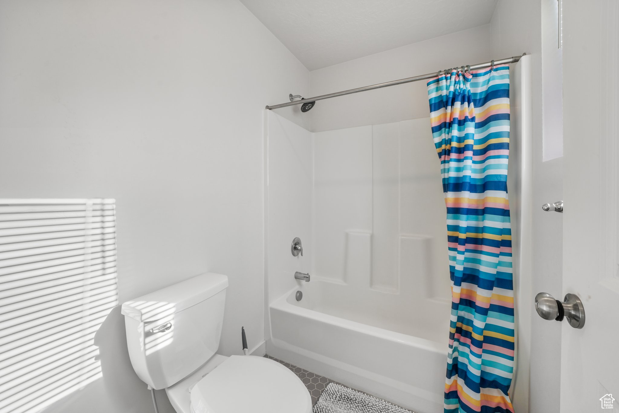 338 W SNOWBERRY DR