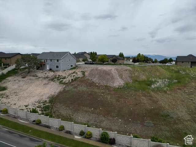 1367 W CEDAR PASS DR