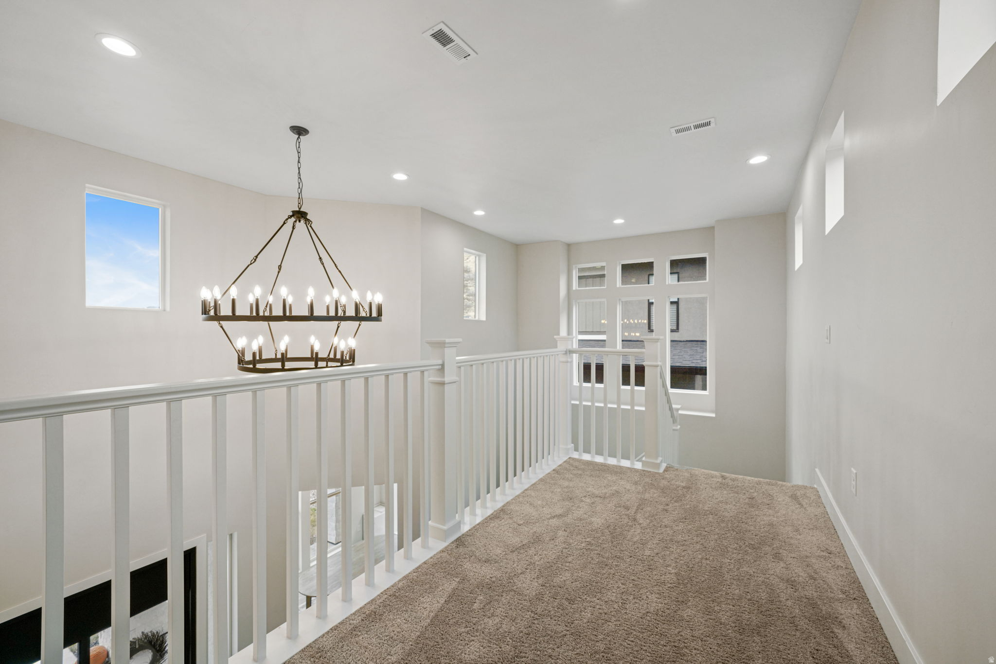 1802 W OAK CREEK CIR