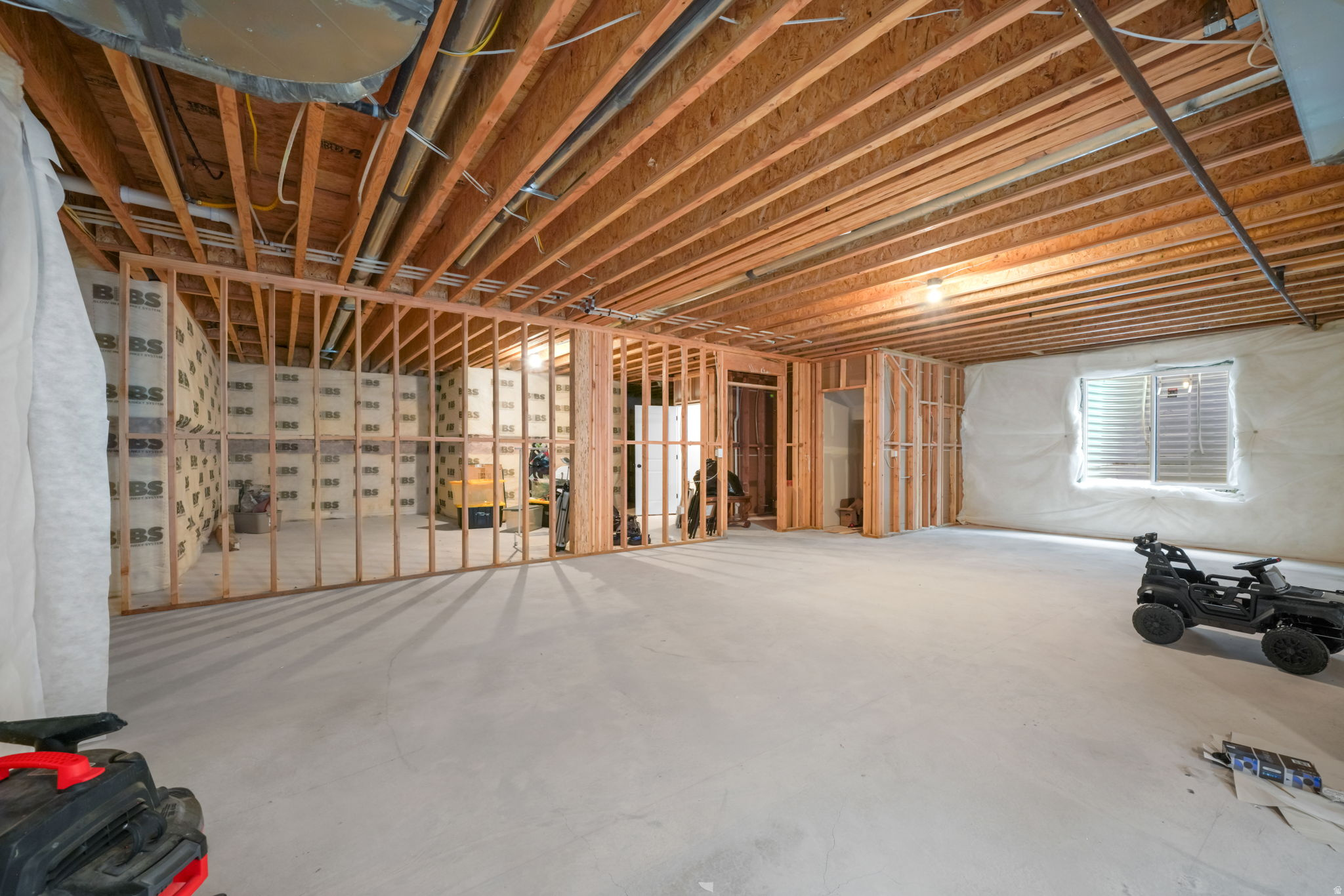 1802 W OAK CREEK CIR