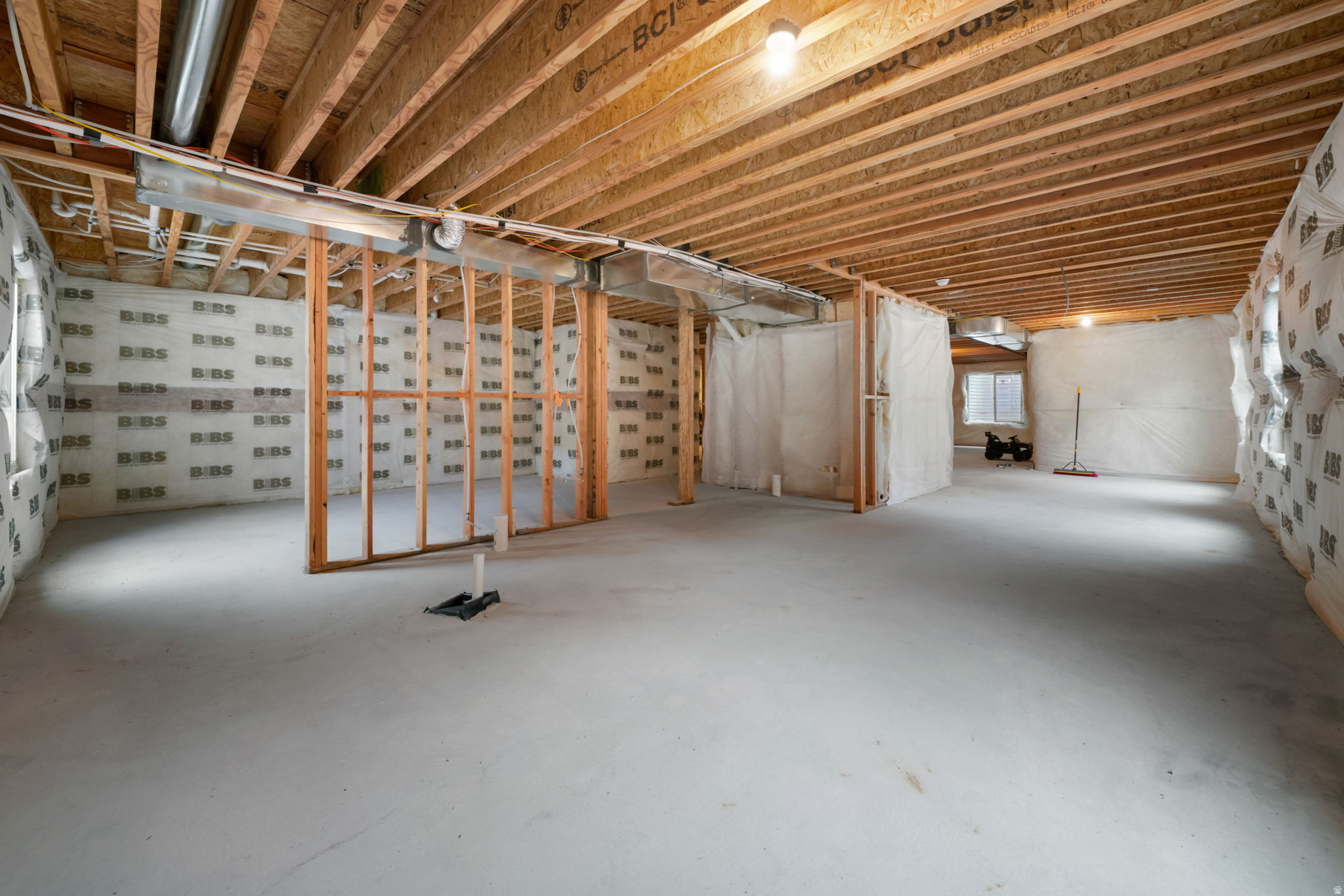 1802 W OAK CREEK CIR