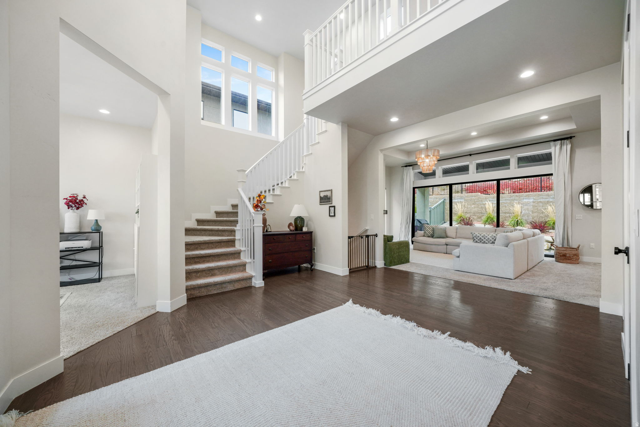 1802 W OAK CREEK CIR