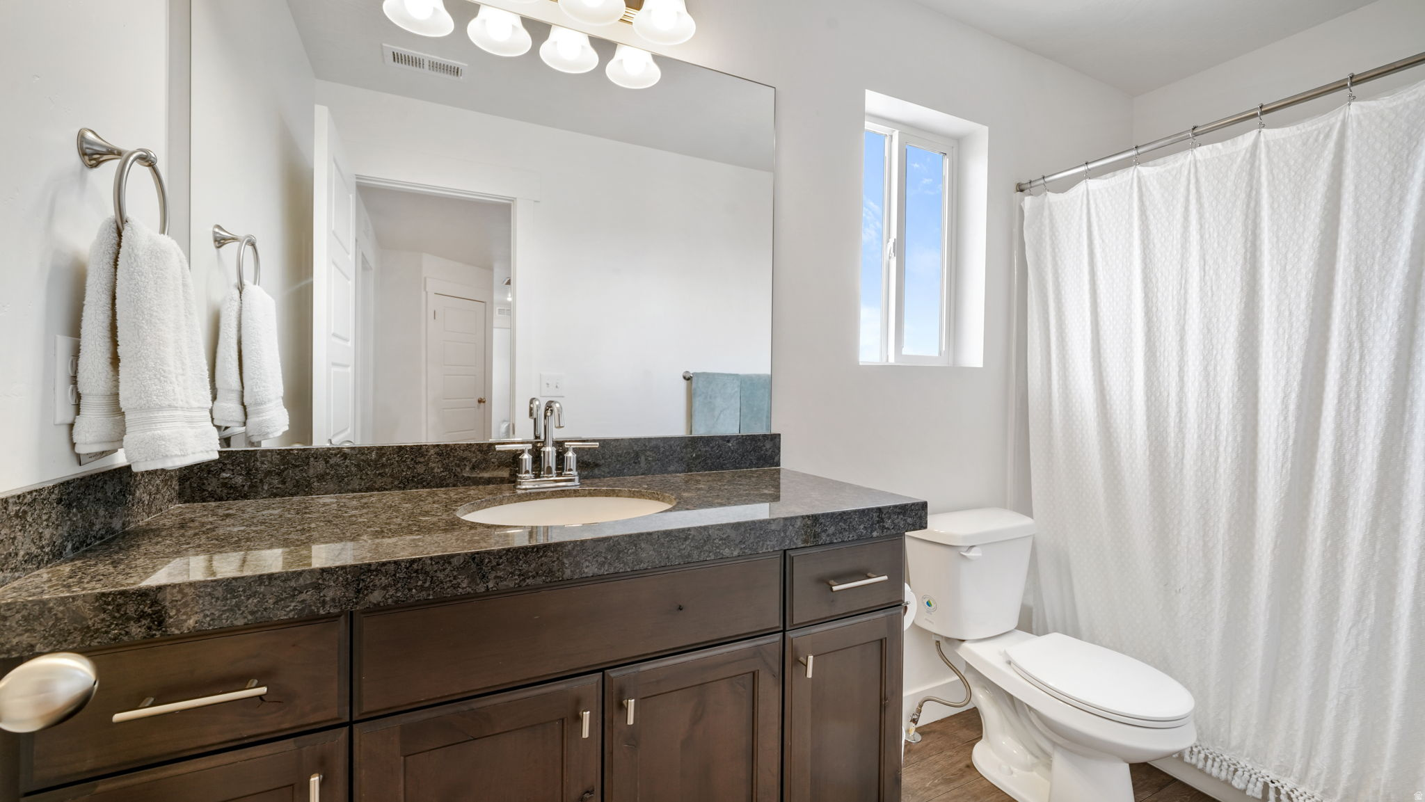 4461 E GOLDEN AUTUMN VW