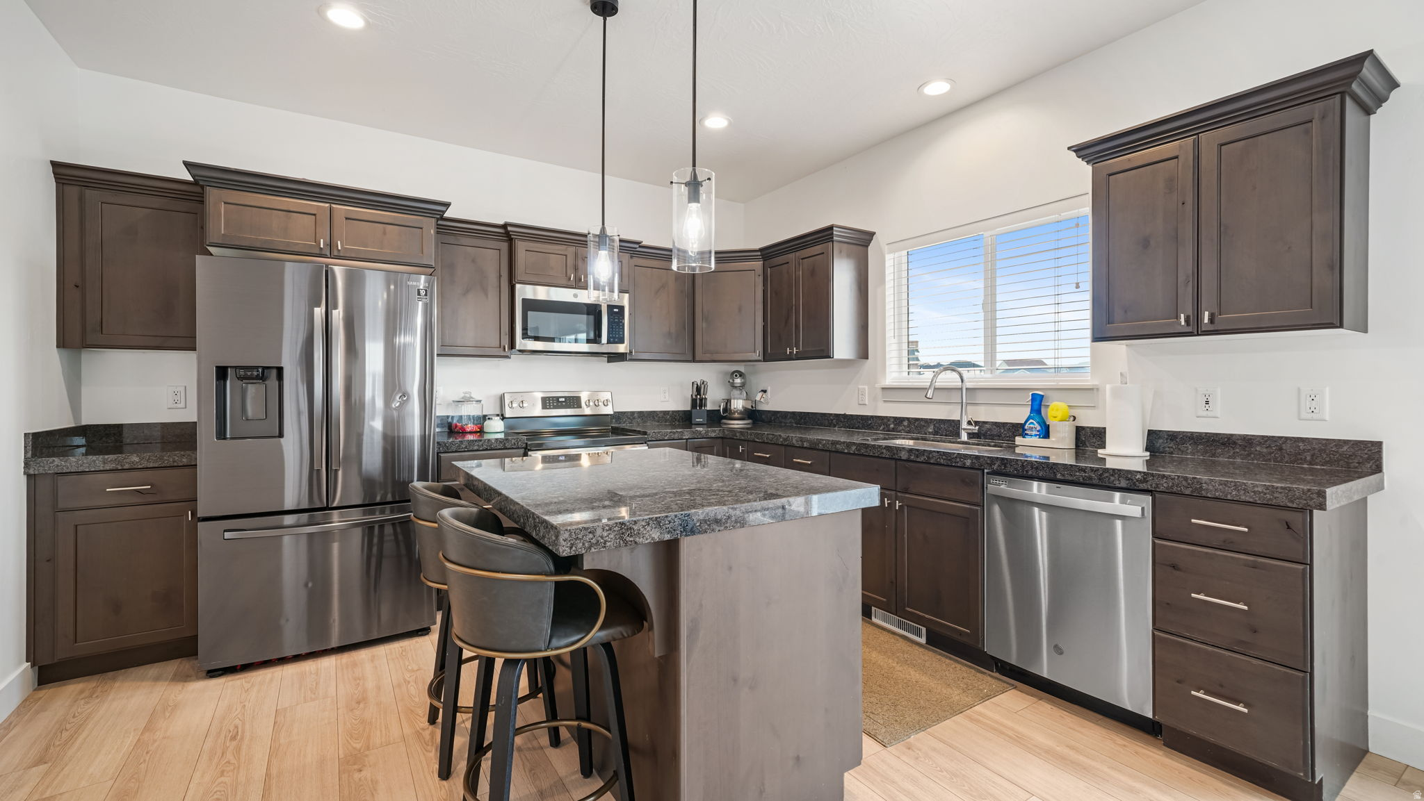 4461 E GOLDEN AUTUMN VW