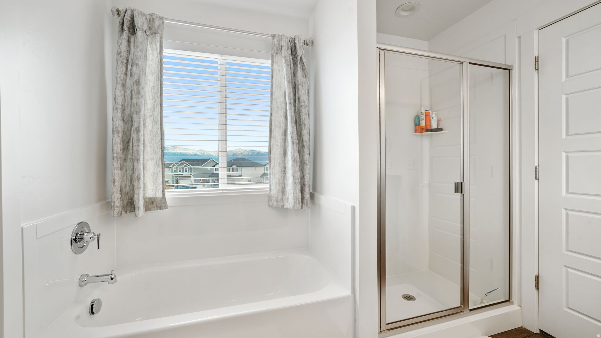 4461 E GOLDEN AUTUMN VW