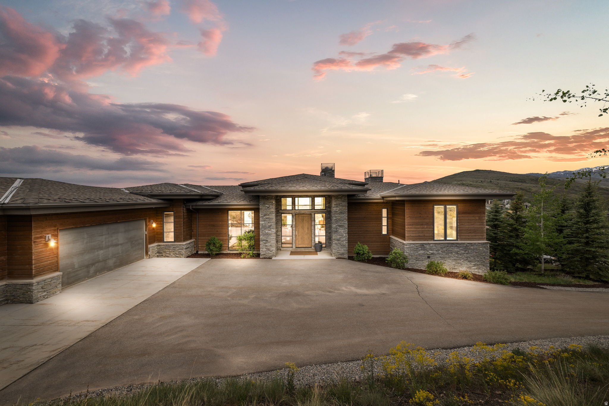 13670 N DEER CANYON DR