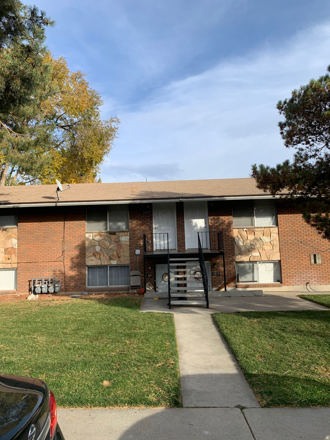 1069 S ELLEN CIR