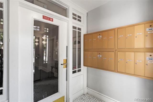 325 E 18th Avenue Unit: 206