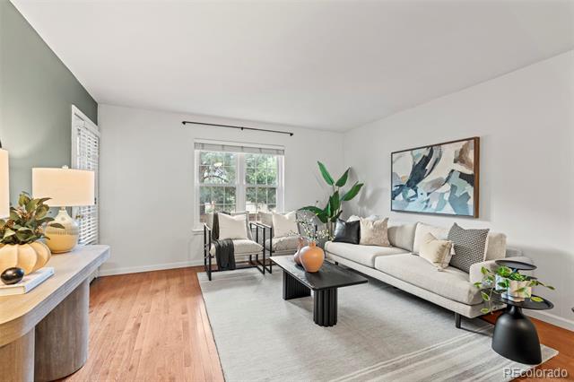 2301 E Fremont Avenue Unit: U01