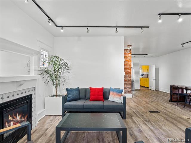 4735 W 38th Avenue