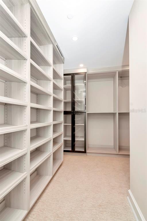 3401 BAYSHORE BOULEVARD Unit: 2102