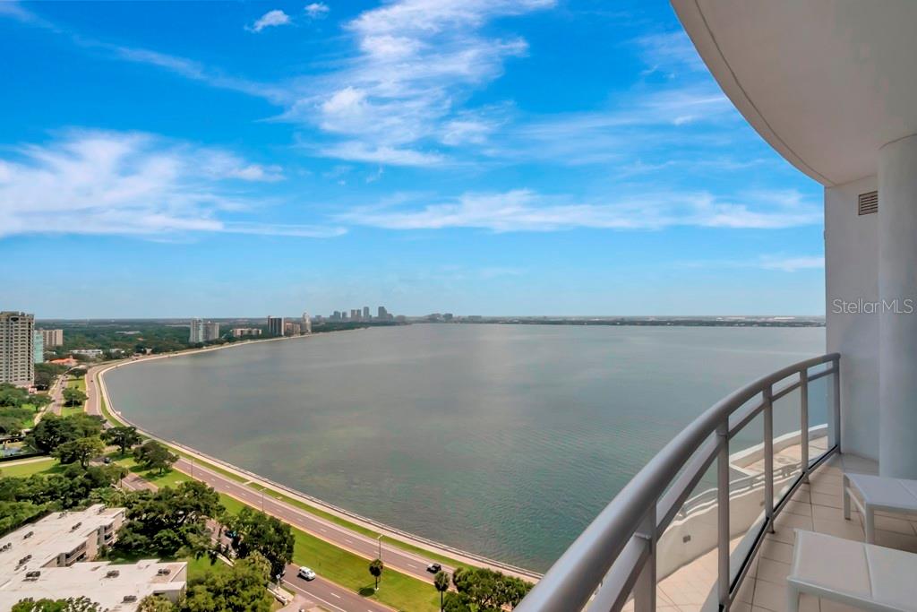 3401 BAYSHORE BOULEVARD Unit: 2102
