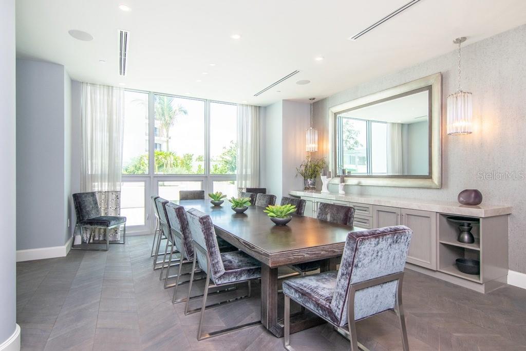 3401 BAYSHORE BOULEVARD Unit: 2102