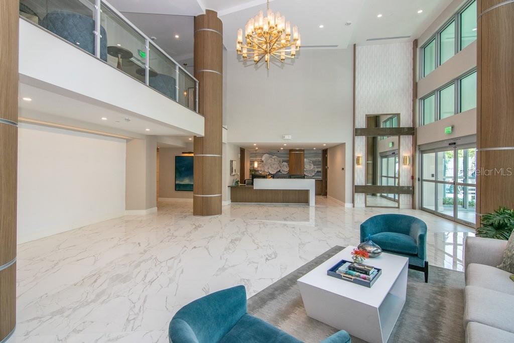 3401 BAYSHORE BOULEVARD Unit: 2102