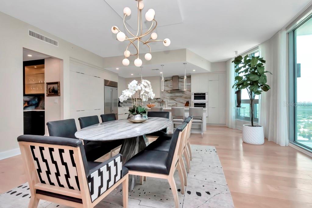 3401 BAYSHORE BOULEVARD Unit: 2102