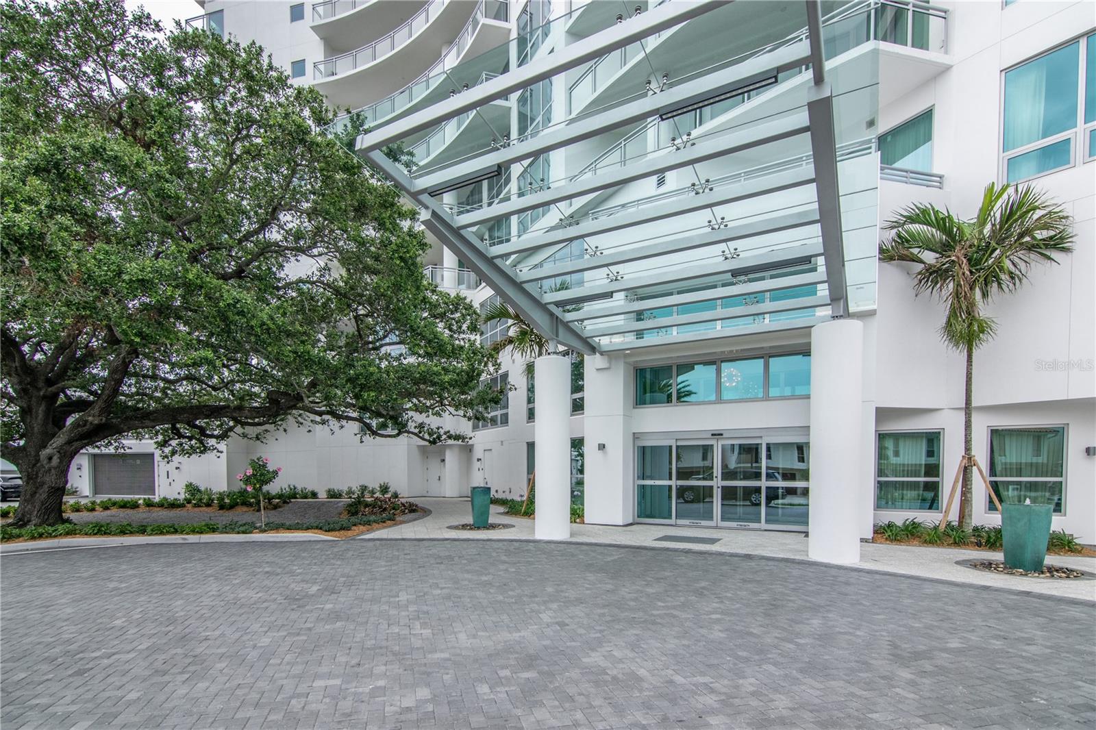 3401 BAYSHORE BLVD #1703