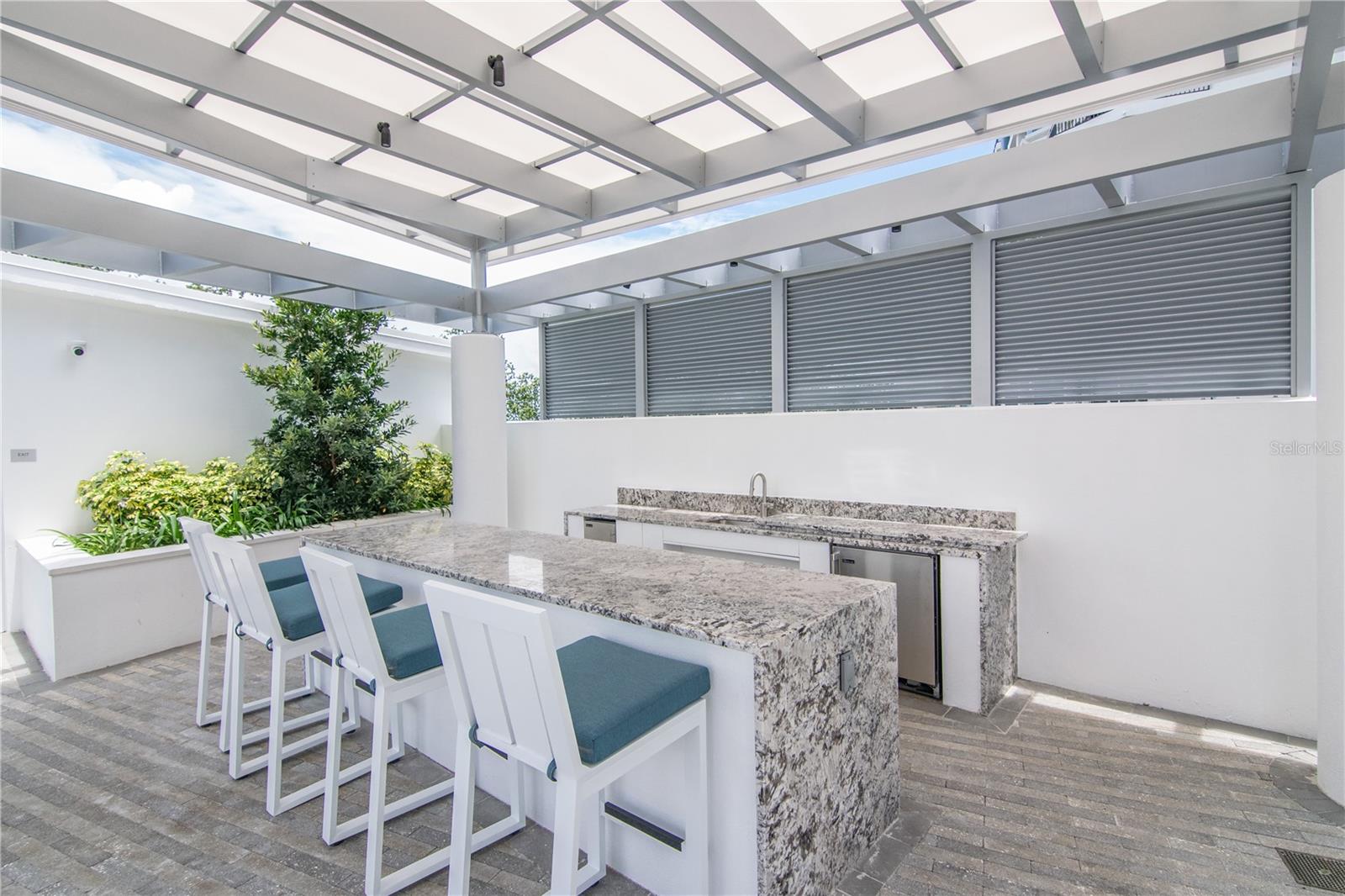 3401 BAYSHORE BLVD #1703