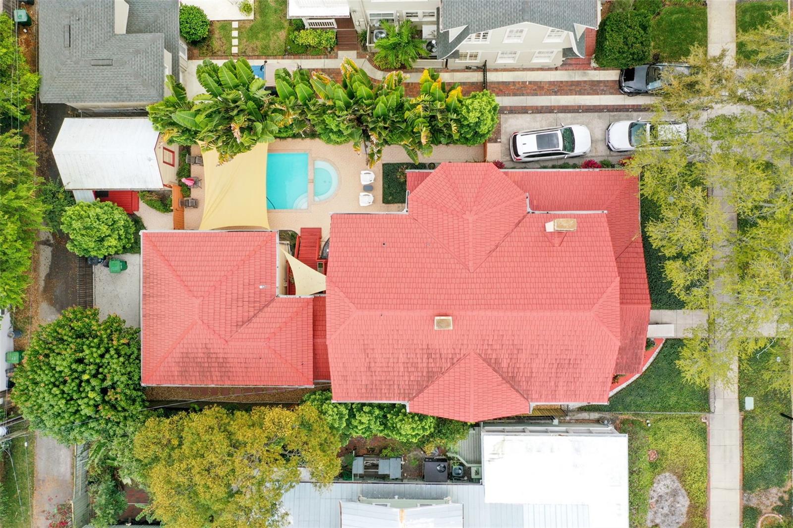 704 S NEWPORT AVE
