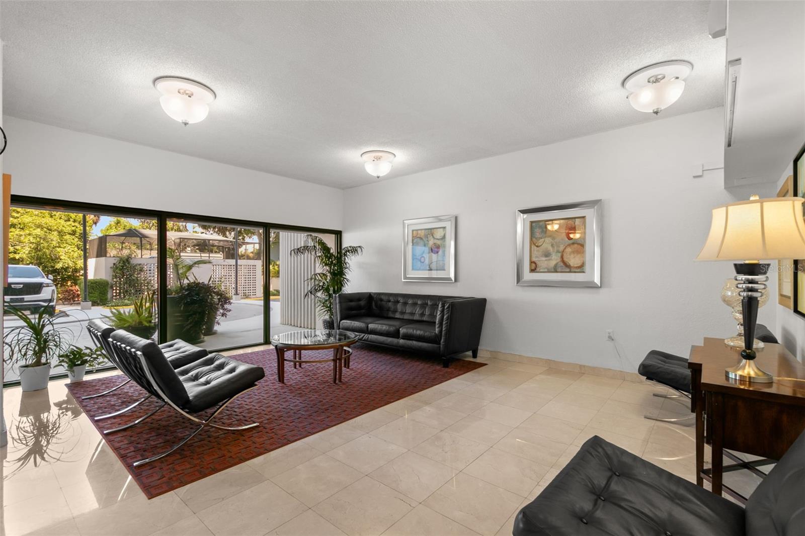 4141 BAYSHORE BLVD #1402