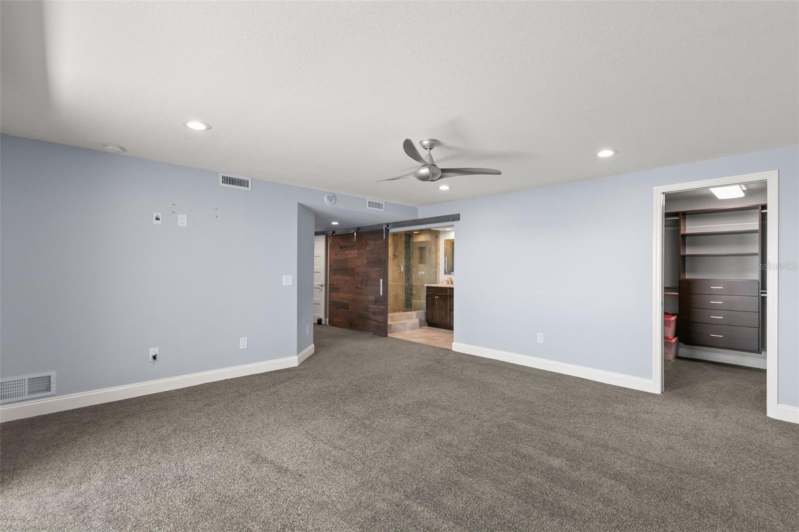 4141 BAYSHORE BLVD #1402