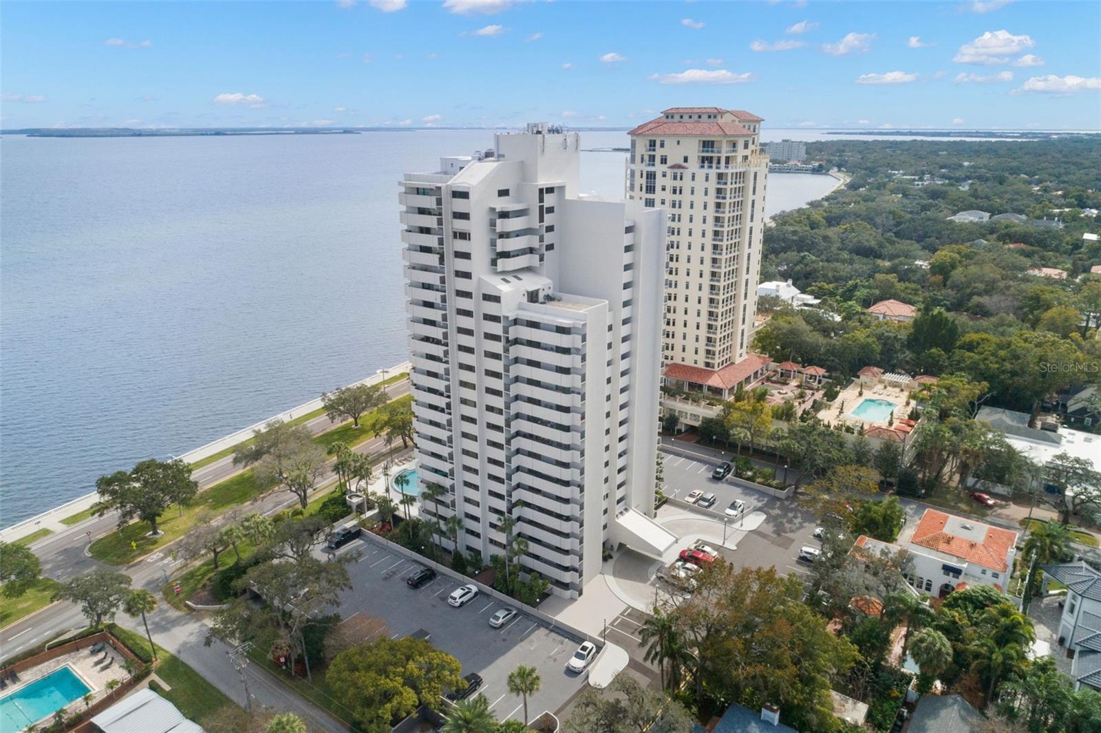4141 BAYSHORE BLVD #1402