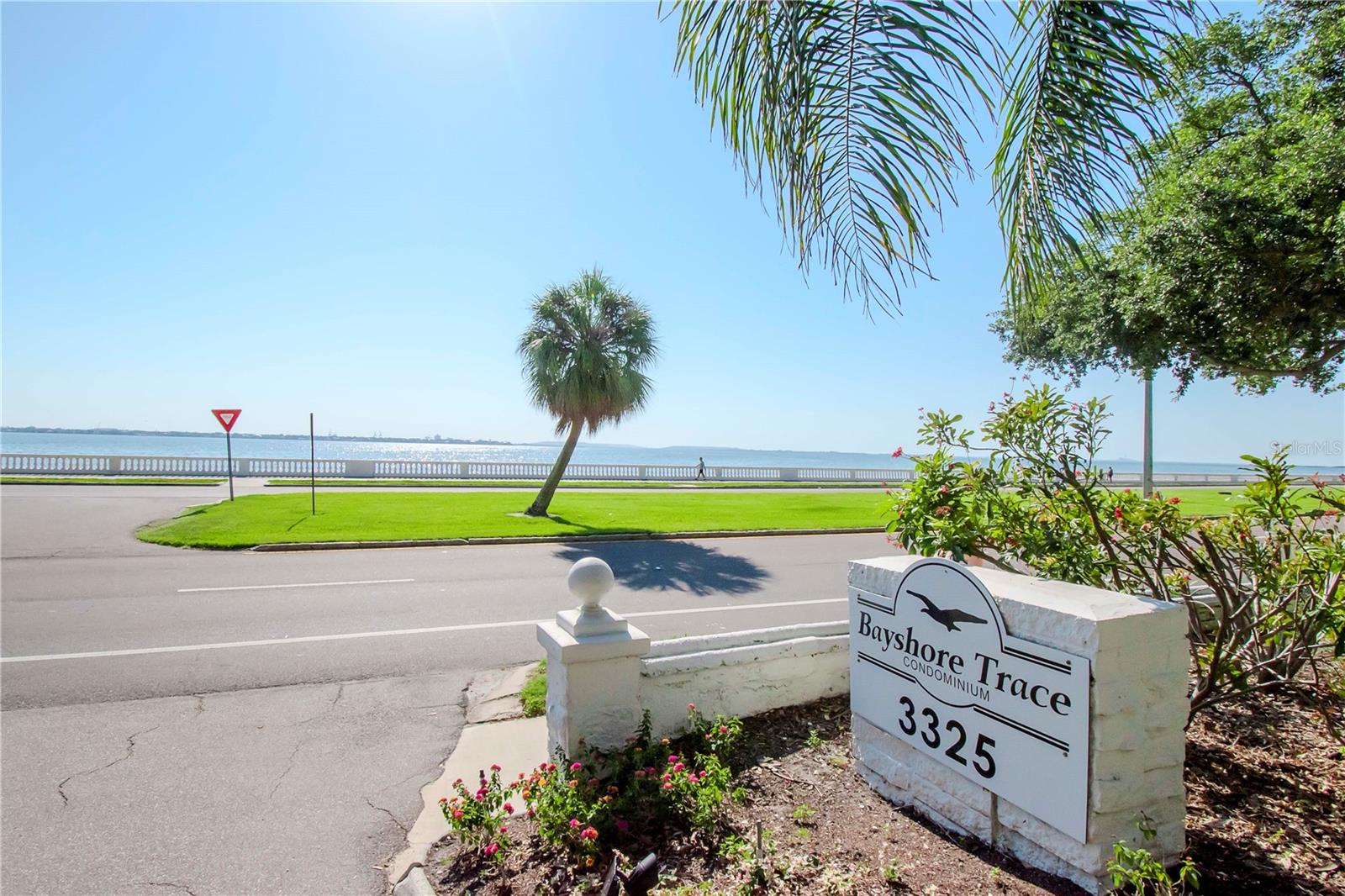 3325 BAYSHORE BLVD #D14